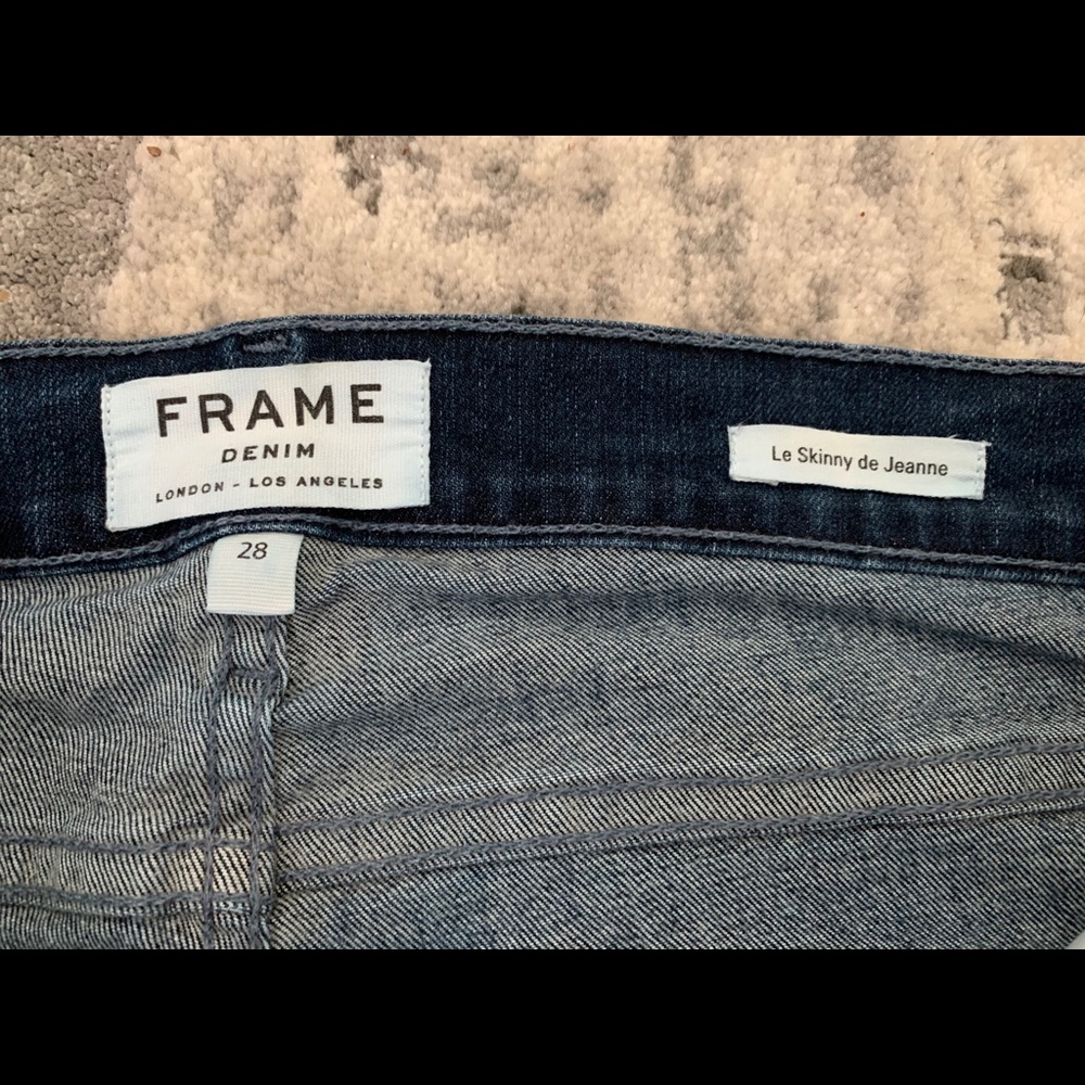FRAME Le Skinny de Jeanne Distressed Jeans - Picture 13 of 15